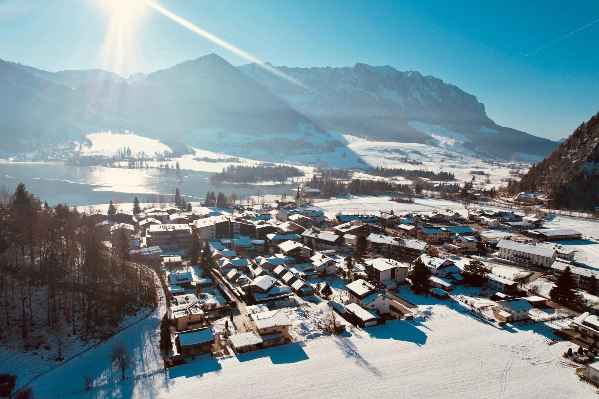 Mountain Inn Chalets & Apartments Walchsee Room photo
