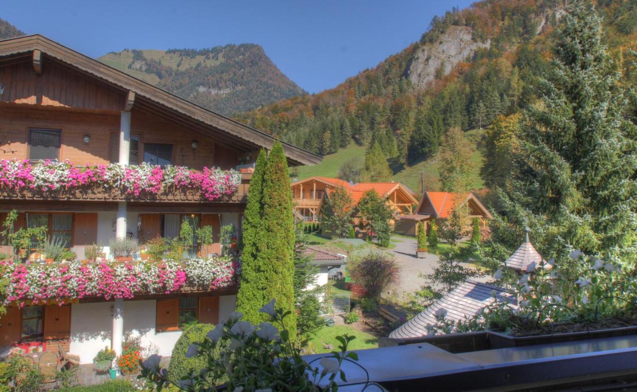 Mountain Inn Chalets & Apartments Walchsee Exterior photo